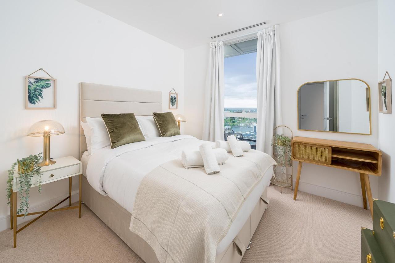 Luxurious Spacious 2Bed Suites Skyline River Views By Canary Wharf Лондон Екстериор снимка
