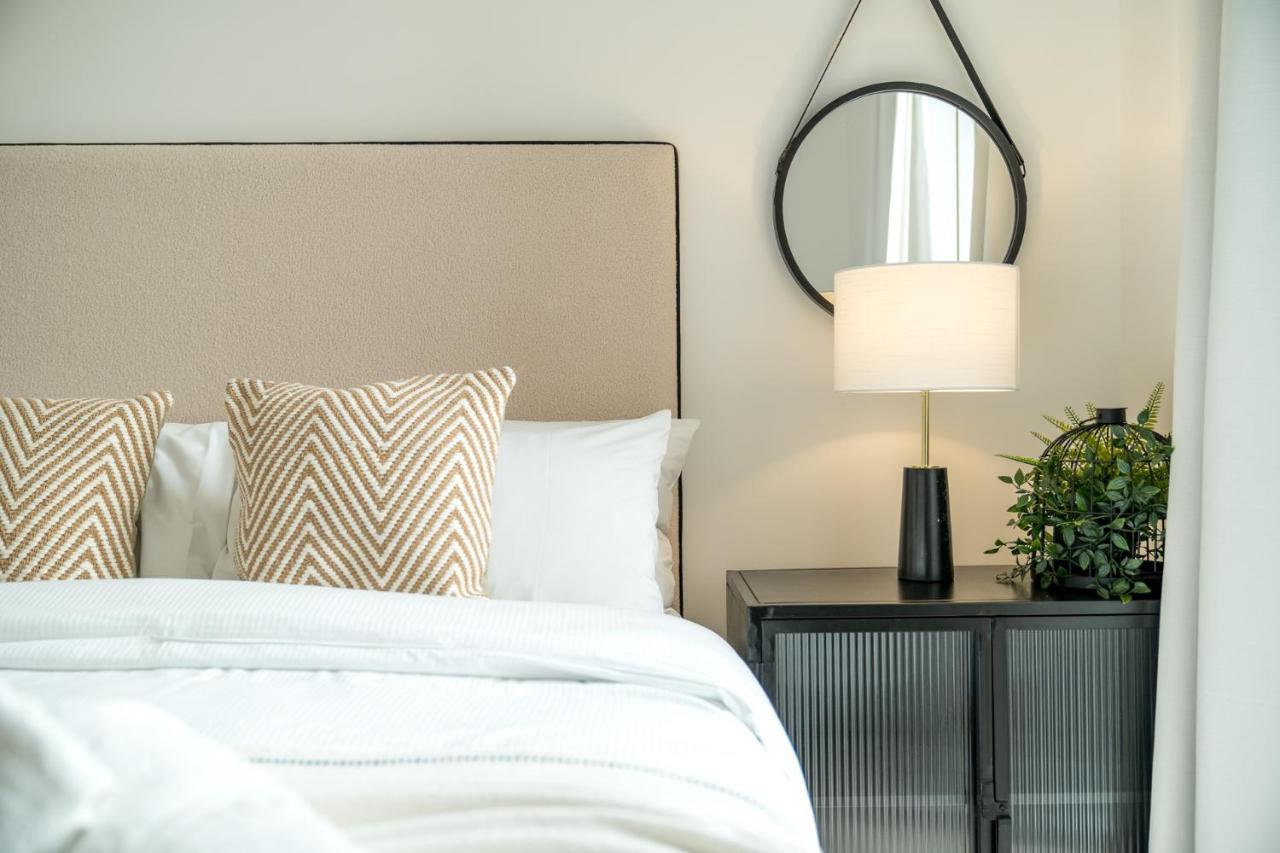 Luxurious Spacious 2Bed Suites Skyline River Views By Canary Wharf Лондон Екстериор снимка
